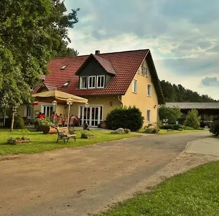Zum Rheinsberger Leuchtturm